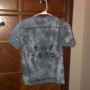 The 1975 tee
